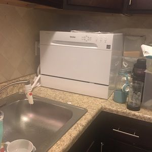 A countertop dishwasher!